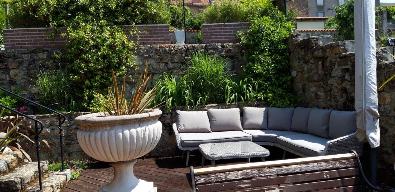 Vila La Belle Maison Piégut-Pluviers Exteriér fotografie