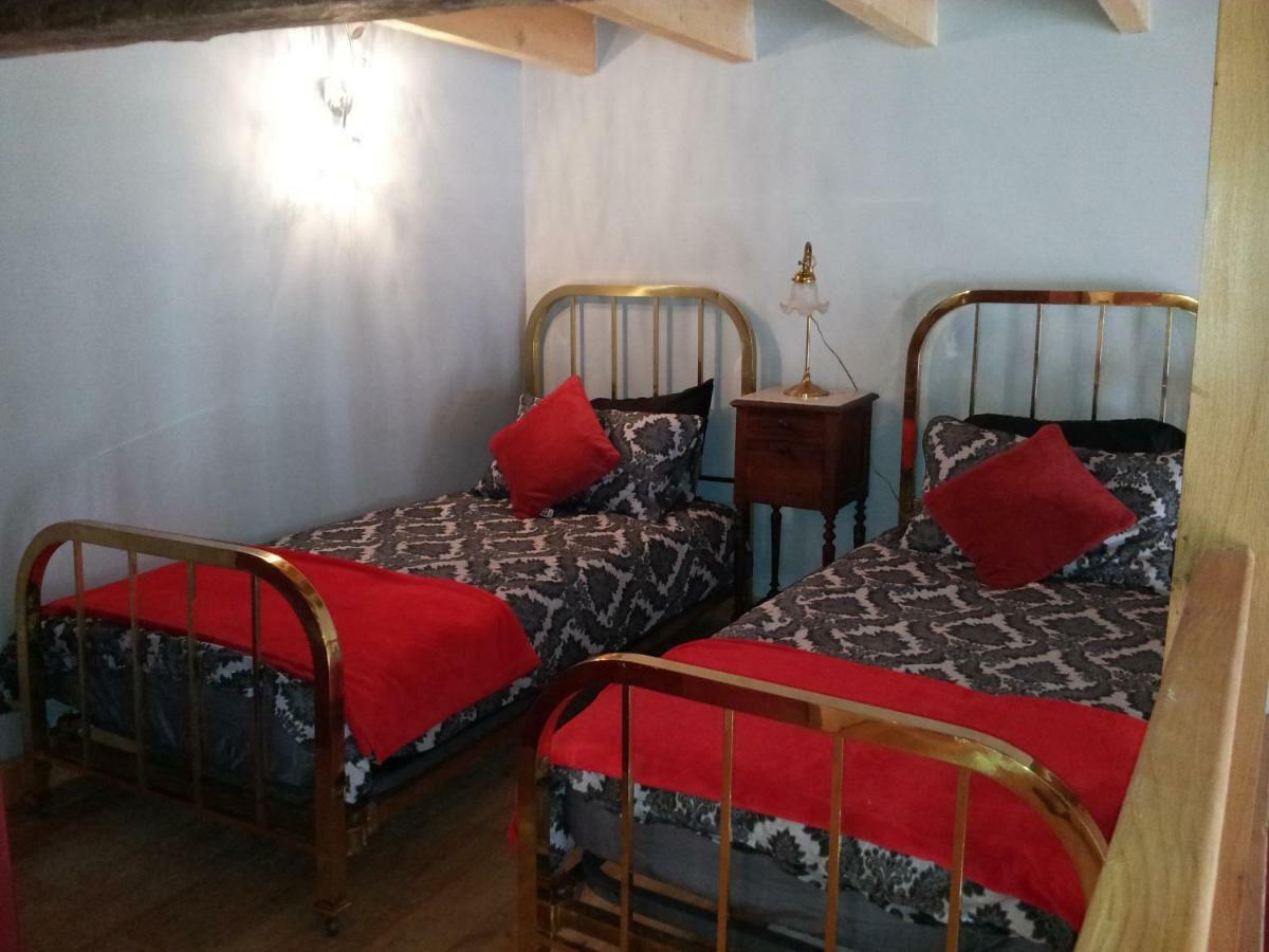 Vila La Belle Maison Piégut-Pluviers Exteriér fotografie